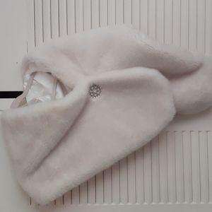 Faux Fur Wrap, One Size